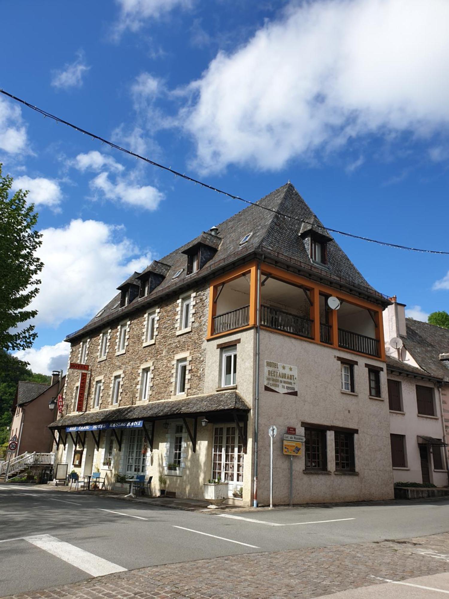 Aux Gorges Du Dourdou Hotel Conques-en-Rouergue Luaran gambar